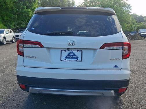White Diamond Pearl 2019 Honda Pilot EX-L