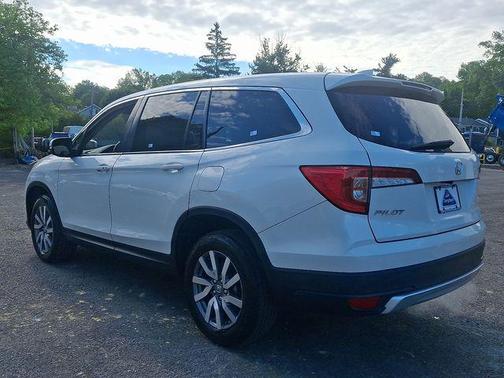 White Diamond Pearl 2019 Honda Pilot EX-L
