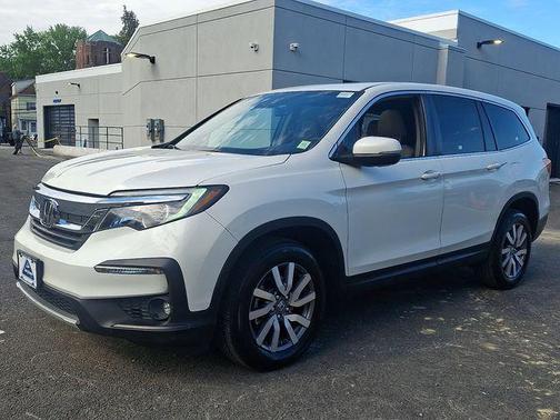 White Diamond Pearl 2019 Honda Pilot EX-L