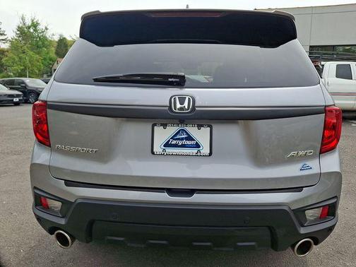 Lunar Silver Metallic 2023 Honda Passport AWD EX-L