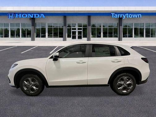 Platinum White Pearl 2027 Honda HR-V LX