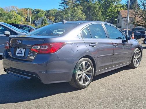 2017 Subaru Legacy Limited
