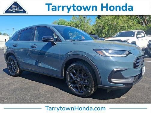 Nordic Forest Pearl 2024 Honda HR-V AWD Sport