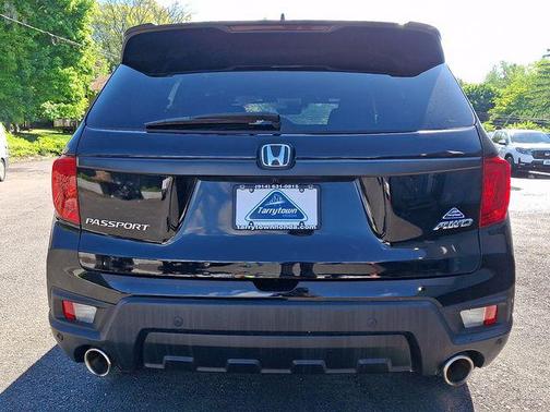 Crystal Black Pearl 2023 Honda Passport AWD EX-L