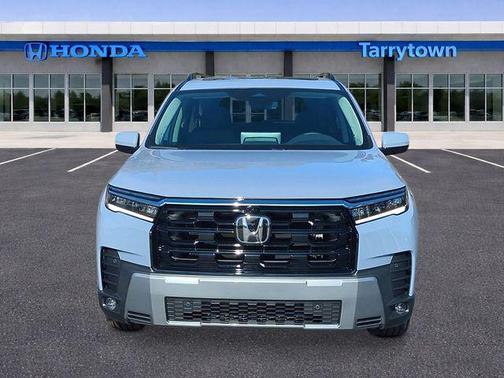 Sonic Gray Pearl 2026 Honda Pilot Touring 8-Passenger