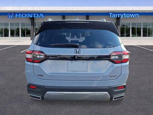 Sonic Gray Pearl 2026 Honda Pilot Touring 8-Passenger