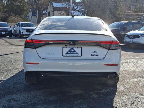 2023 Honda Accord Hybrid Sport-L