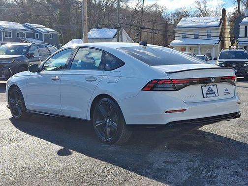 2023 Honda Accord Hybrid Sport-L