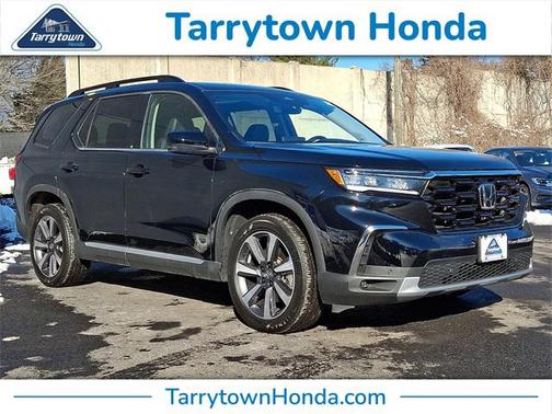 2023 Honda Pilot Touring 8-Passenger