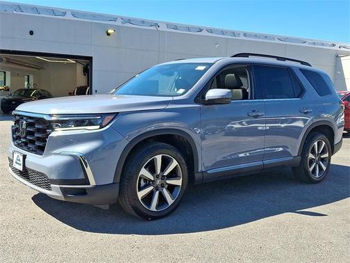 2024 Honda Pilot Touring 8-Passenger