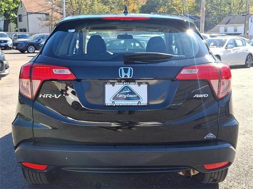 2017 Honda HR-V LX
