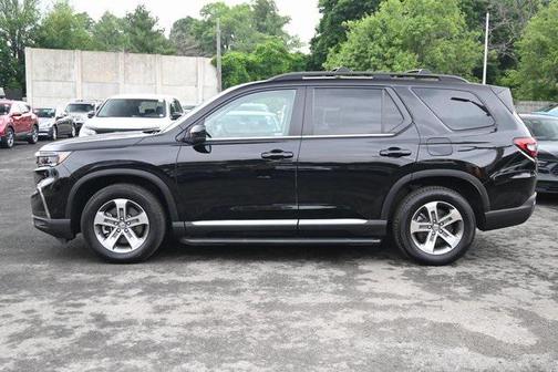 2023 Honda Pilot AWD EX-L 8 Passenger