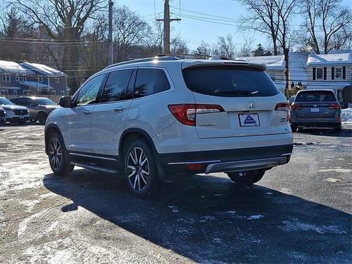 2019 Honda Pilot Touring 8-Passenger