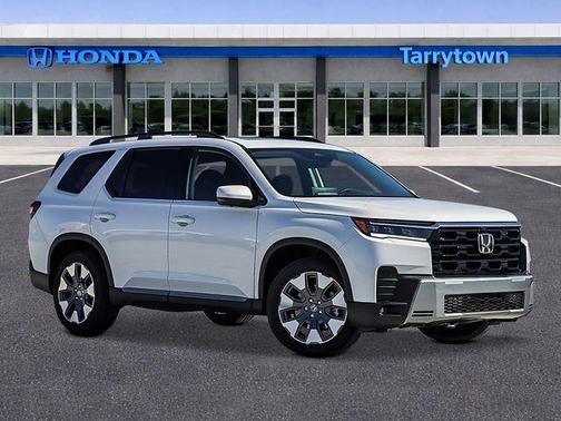 Platinum White Pearl 2026 Honda Pilot Touring 8-Passenger