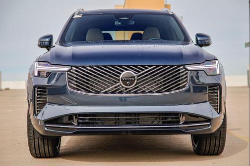 Denim Blue Metallic 2026 Volvo XC90 Plus, B6 AWD Gas (mild hybrid), Gasoline, Bright, 7 Seats