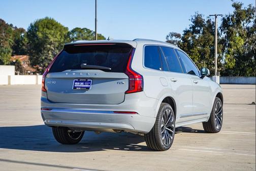 Vapour Grey Metallic 2026 Volvo XC90 Plug-In Hybrid Plus, T8 AWD, Electric/Gasoline, Bright, 7 Seats