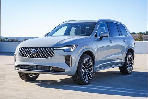 Vapour Grey Metallic 2026 Volvo XC90 Plug-In Hybrid Plus, T8 AWD, Electric/Gasoline, Bright, 7 Seats