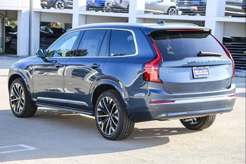 Denim Blue Metallic 2026 Volvo XC90 Plus, B6 AWD Gas (mild hybrid), Gasoline, Bright, 7 Seats