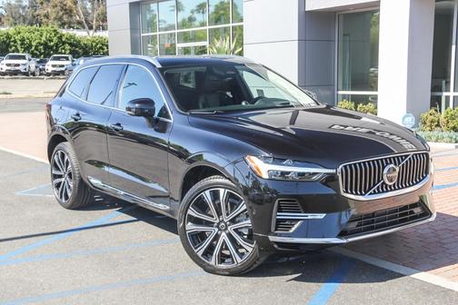 2023 Volvo XC60 Recharge Plug-In Hybrid Ultimate Bright