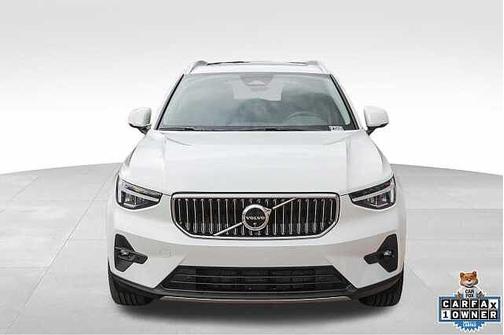 2025 Volvo XC40 Plus
