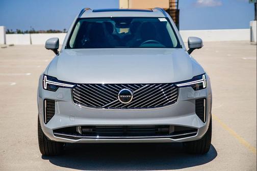 Vapour Grey Metallic 2026 Volvo XC90 Plug-In Hybrid Plus, T8 AWD, Electric/Gasoline, Bright, 6 Seats