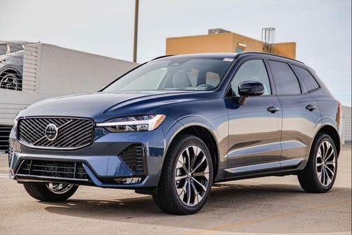 Denim Blue Metallic 2026 Volvo XC60 B5 Plus