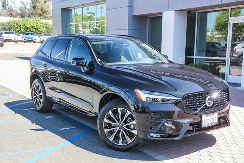 2025 Volvo XC60 B5 Plus