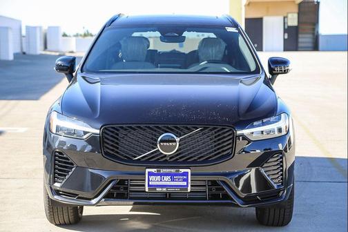 Onyx Black 2026 Volvo XC60 Plug-In Hybrid Core, T8 AWD Electric/Gasoline, Dark
