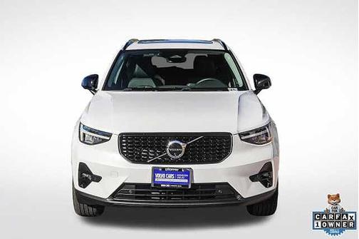 2025 Volvo XC40 Plus