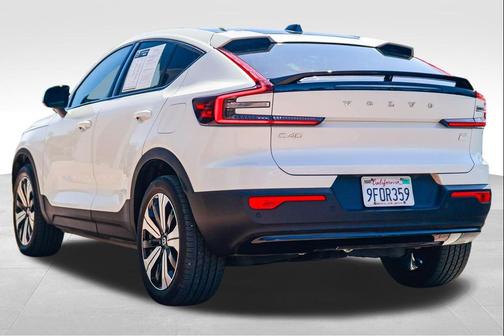 2023 Volvo C40 Recharge Pure Electric Twin Core