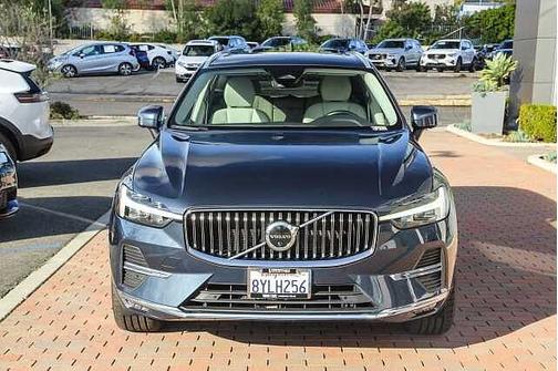 2023 Volvo XC60 Plus