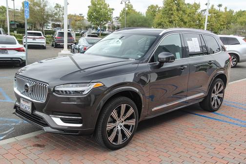 2024 Volvo XC90 Recharge Plug-In Hybrid T8 Plus Bright 7-Seater