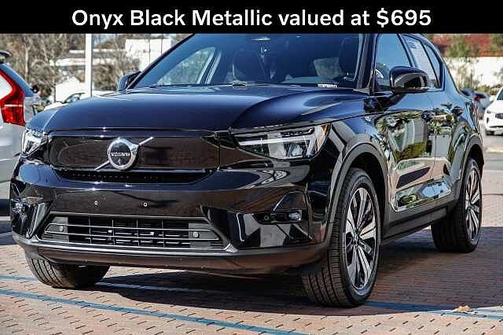 2023 Volvo XC40 Plus