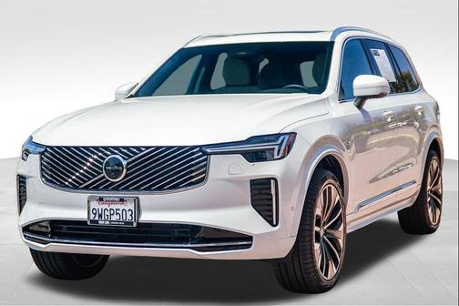 Crystal White Pearl 2026 Volvo XC90 Plus, B6 AWD Gas (mild hybrid), Gasoline, Bright, 7 Seats