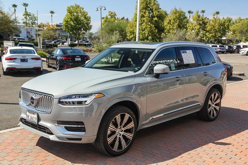 2024 Volvo XC90 Recharge Plug-In Hybrid T8 Plus 6-Seater