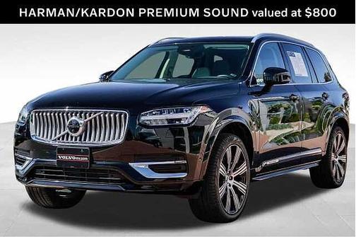 Onyx Black 2023 Volvo XC90 Plus
