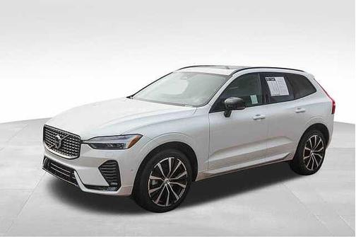 2025 Volvo XC60 Plus