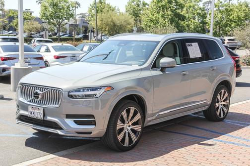2024 Volvo XC90 Recharge Plug-In Hybrid T8 Plus Bright 7-Seater