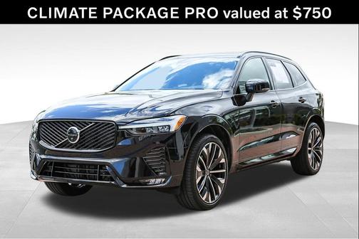 Onyx Black Metallic 2026 Volvo XC60 B5 Ultra