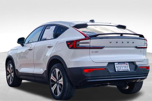 Crystal White Metallic 2023 Volvo C40 Recharge Pure Electric Twin Plus