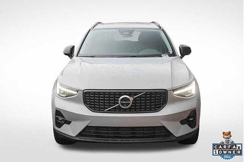 2025 Volvo XC40 Plus