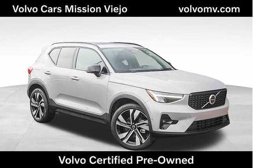 2025 Volvo XC40 Plus