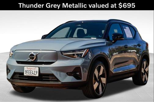 Silver Dawn Metallic 2023 Volvo XC40 Recharge Pure Electric Twin Ultimate