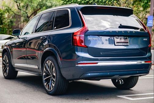 Denim Blue Metallic 2026 Volvo XC90 Plus, B5 AWD Gas (mild hybrid), Gasoline, Bright, 6 Seats