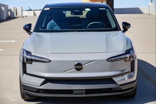 Vapour Grey Metallic 2026 Volvo EX30 Plus Twin Motor Performance, Fully electric