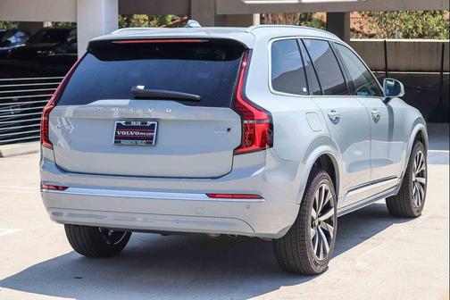 Vapour Grey Metallic 2026 Volvo XC90 Core, B5 AWD Gas (mild hybrid), Gasoline, Bright, 7 Seats