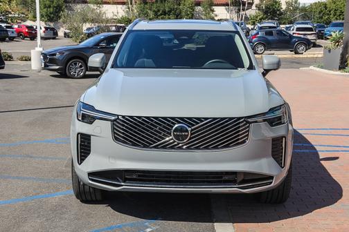2025 Volvo XC90 B6 (2025.5) Plus 7-Seater
