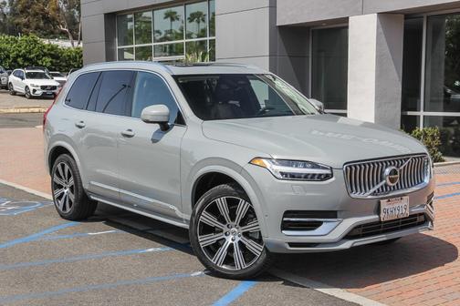 2024 Volvo XC90 Recharge Plug-In Hybrid T8 Ultimate 6-Seater