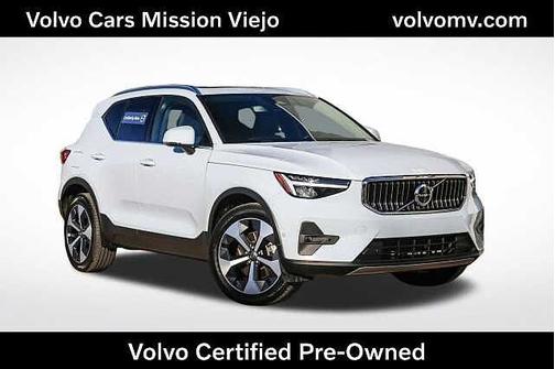 2025 Volvo XC40 Plus