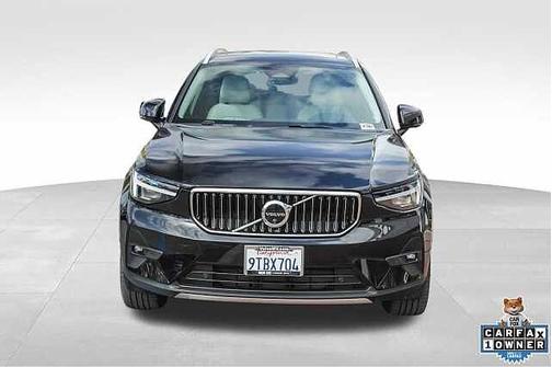 2025 Volvo XC40 Plus